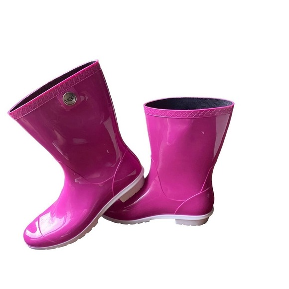 UGG Shoes - UGG Sienna Womens Waterproof Rain Boots PINK Size US 10 Shiny Rubber Outdoor